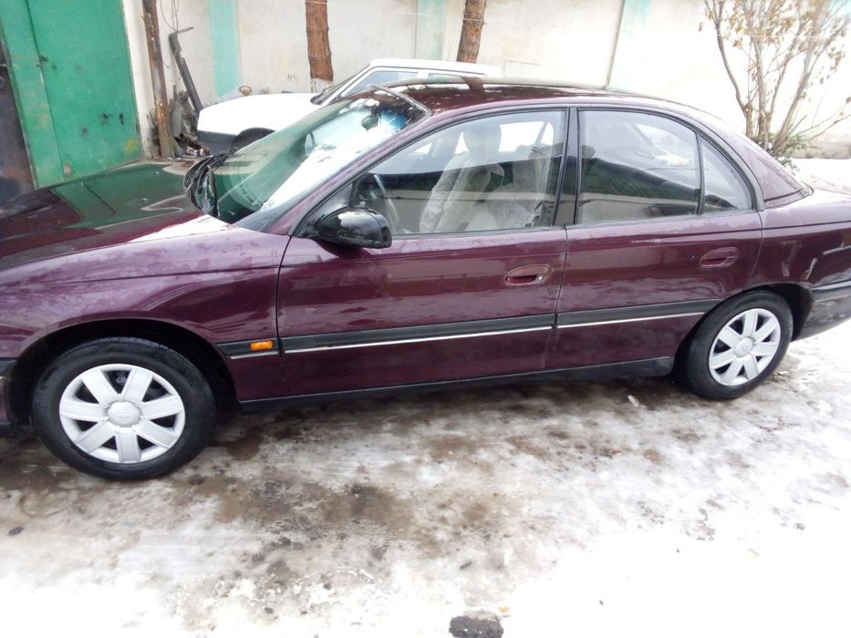 Продам запчасти на Опель омега 95 года.