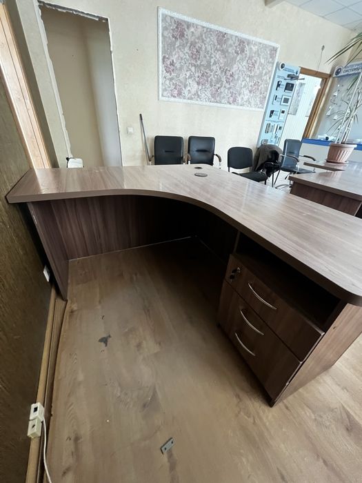 Офисные столы 150.000