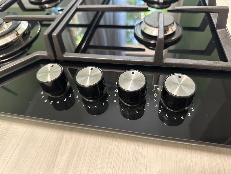 Plita Electrolux pe gaz