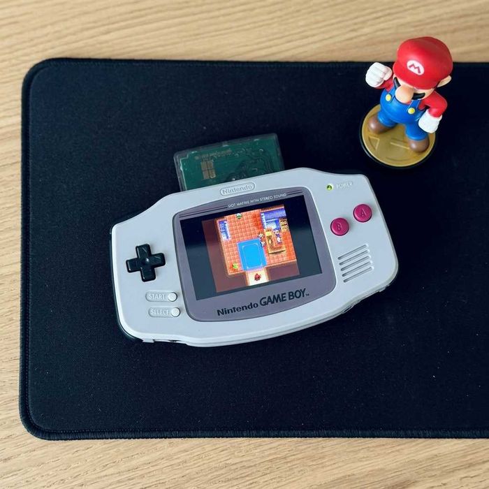 Безупречно Nintendo Game Boy Advance IPS Дисплей + подарък игра