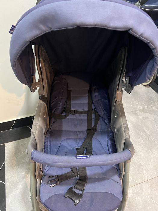 Коляска Chicco (синяя)