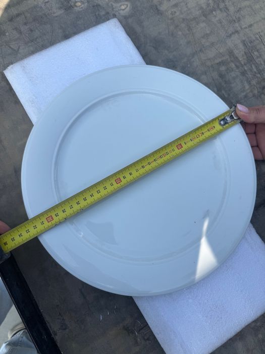 Farfurii de vânzare