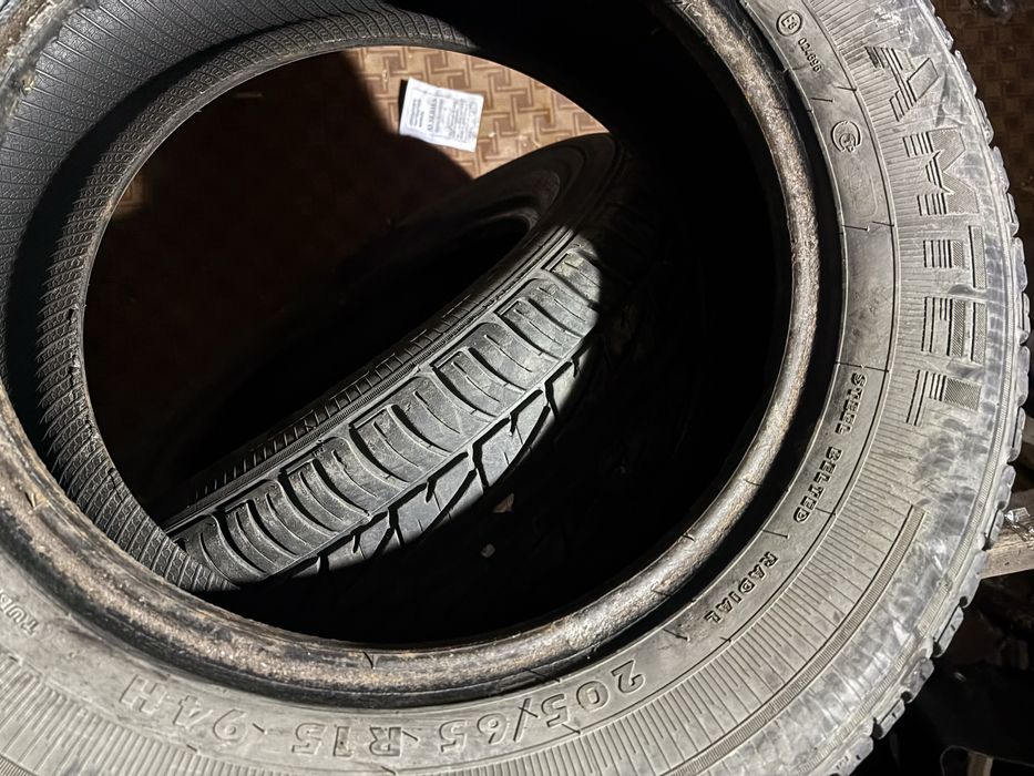 Продам шины на 15,14