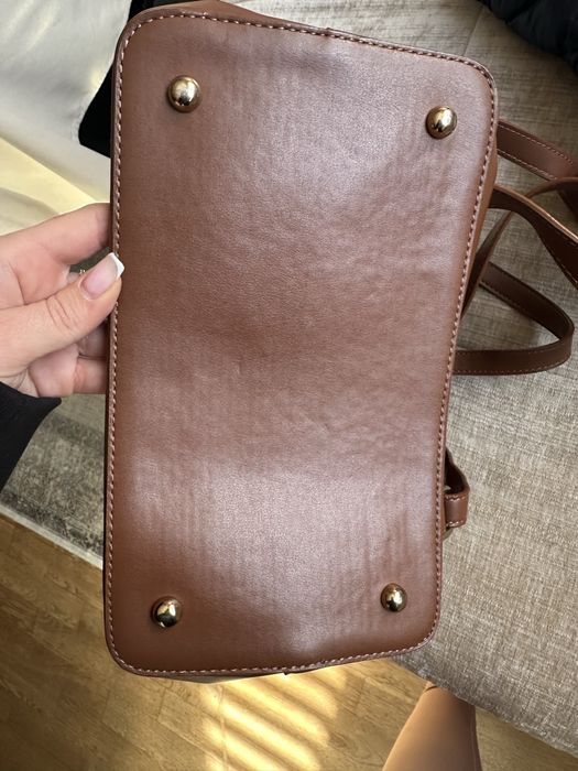 Раница с капси в отлично състояние