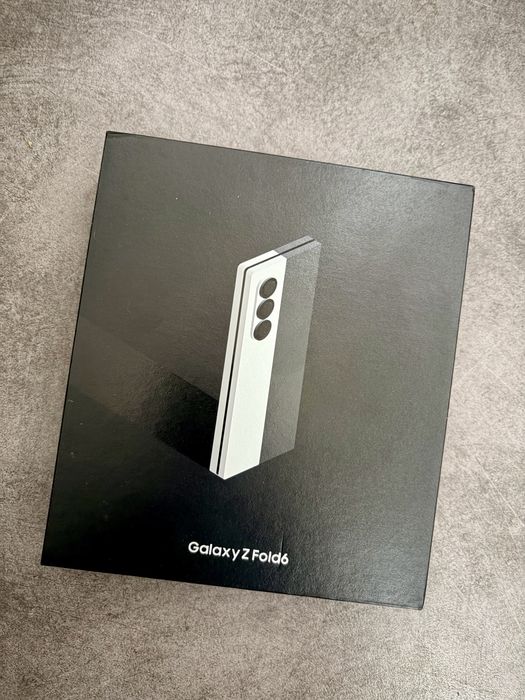 Samsung Z Fold 6 black edition