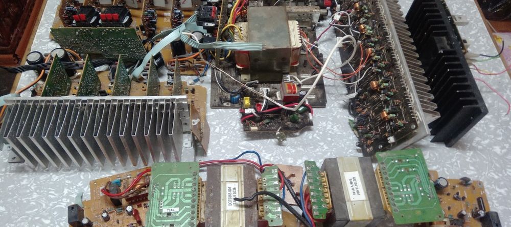 POWER  AMP hi-fi 100