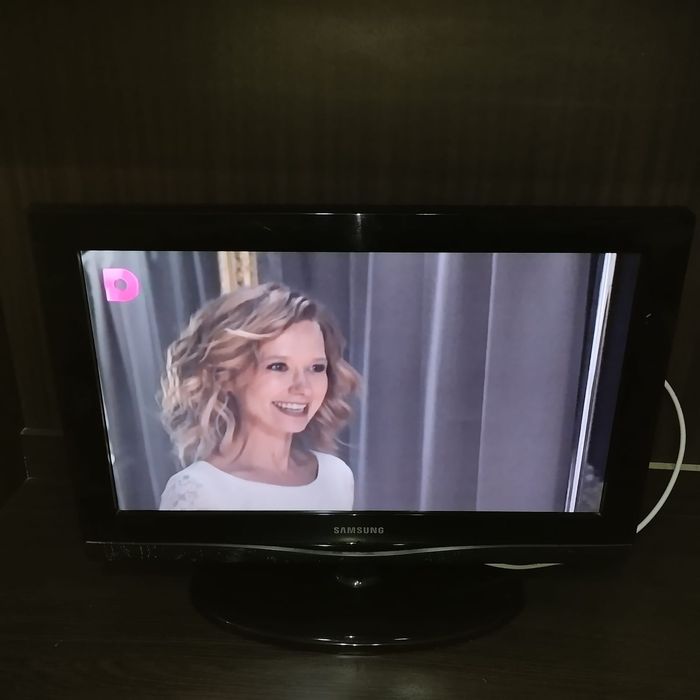 Телевизор Самсунг