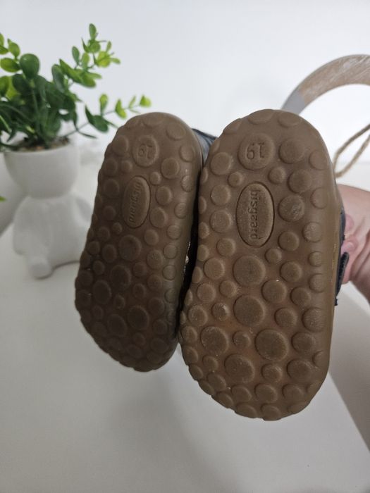 Ghete Bisgaard Gerl- 19(12,6 cm ),barefoot, piele naturala,primii pasi