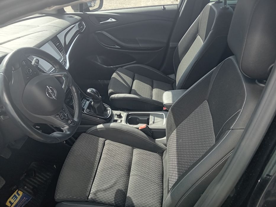 Opel astra K 2018Г 1.4 Турбо здраво табло и колани,навигация
