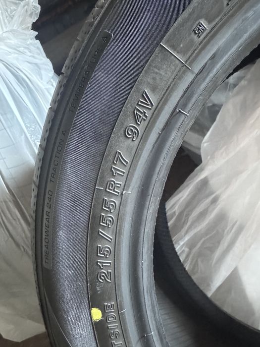Продам шины камри и т д