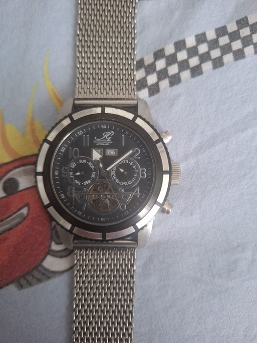 Ceas mecanic automatic