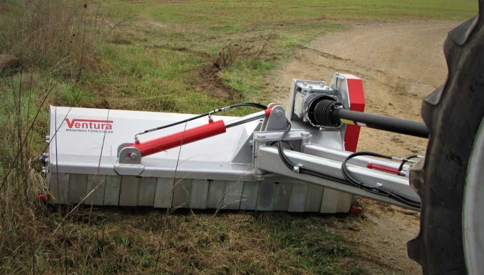 Mulcer resturi vegetatie lateral PROFESIONAL 55-150 cp