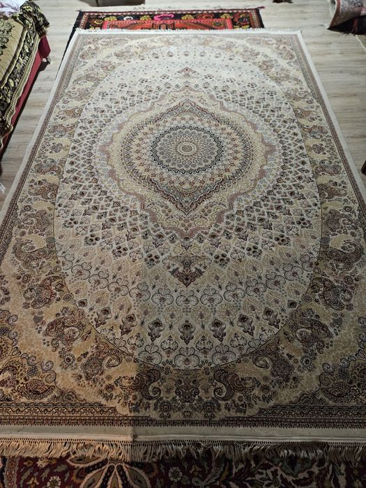 Ковры иранские шерстяные миллионники