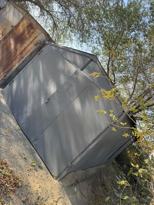 Металлический гараж