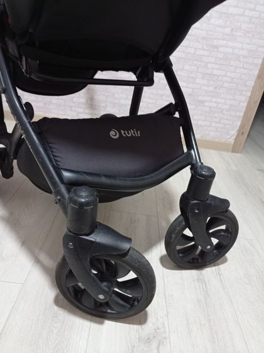 Продам коляску. В очень хорошем состоянии