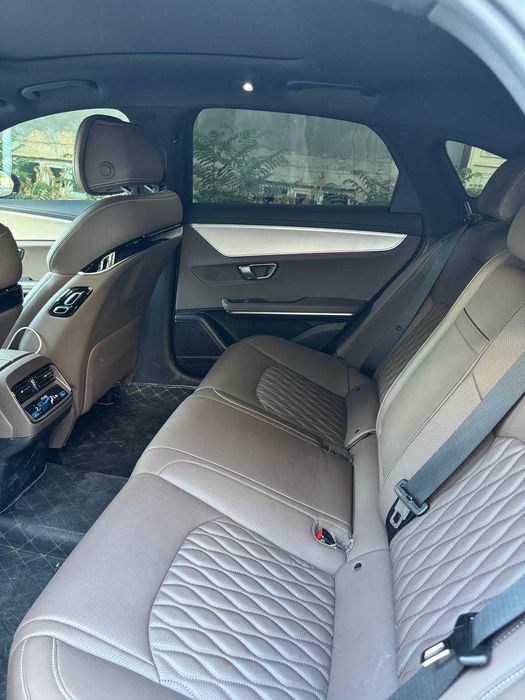 Продаю свою машину BYD HAN 506км 2025г.