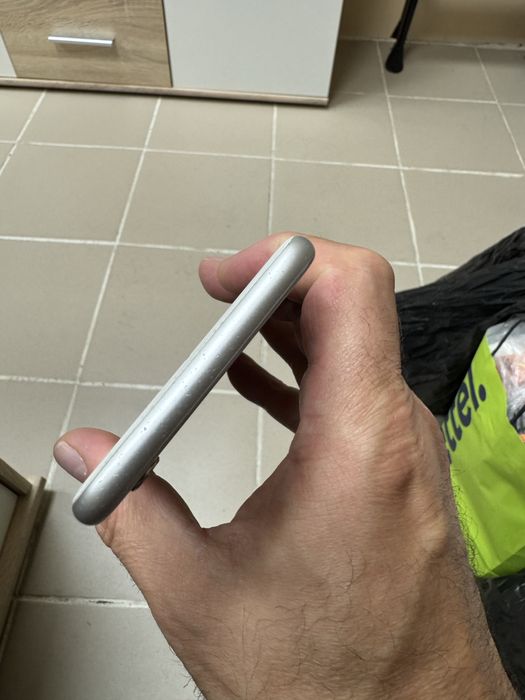 iPhone 6 16gb - с дефект