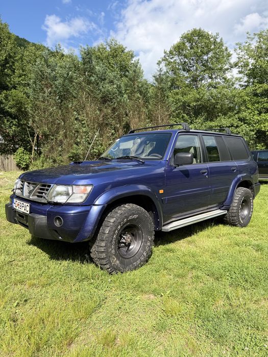 Nissan Patrol 2.8 TD6 - Autoutilitara 4 locuri