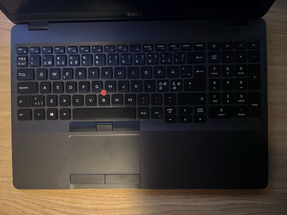 Vand Laptop Latitude 5500