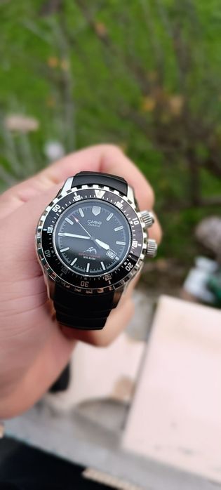 Casio Duro MDV 102 - Super Illuminator