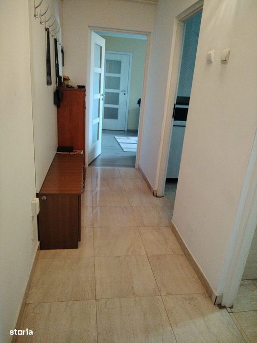 Apartament 3 camere et 2 Str Voinicilor 85000 E