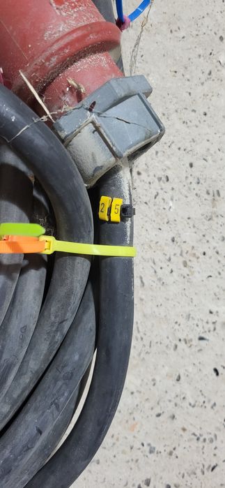 Cablu  trifazic 25 m