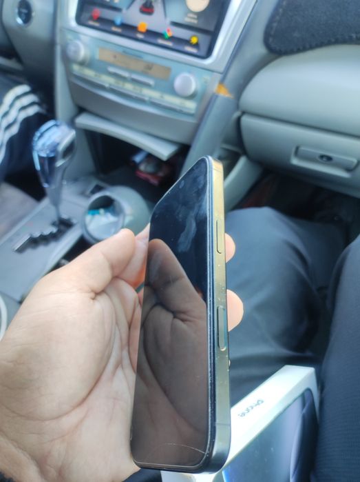 iPhone 16 pro 256 90%