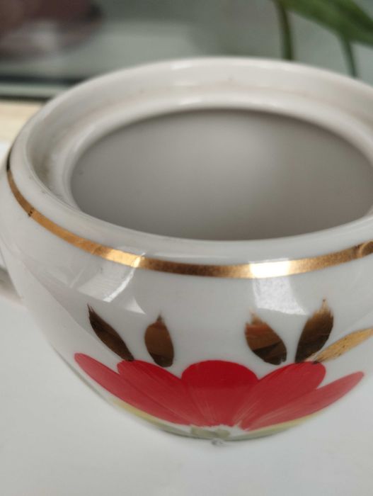 Сахарницы и молочник (СССР)