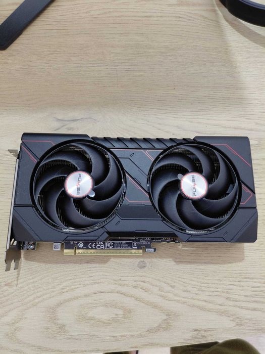 Placa video AMD 9060 XT 16 GB Sapphire Pulse