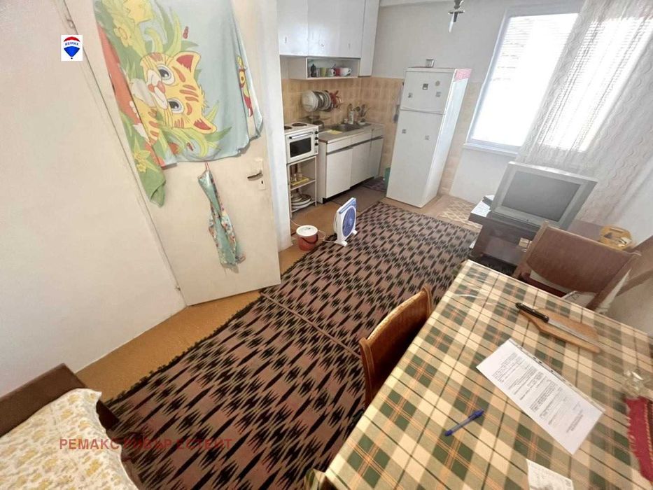 Тристаен апартамент за продажба кв. Дружба 3