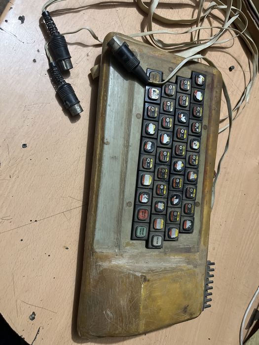 Самодельный ретро клавиатура от компьютера ссср z-80