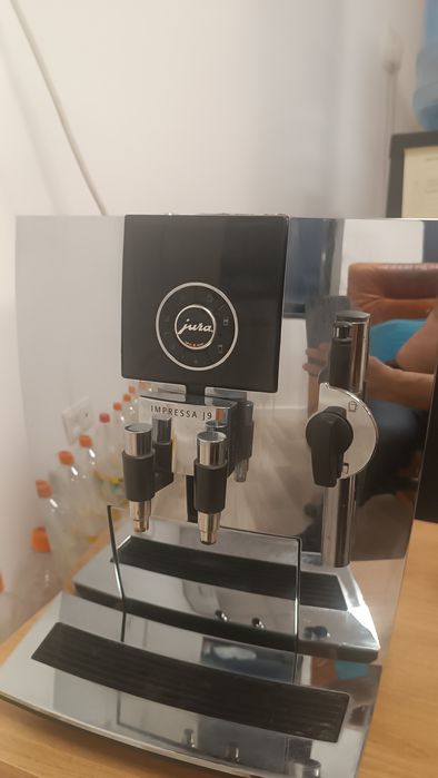 Vând espresso cafea JURRA J9