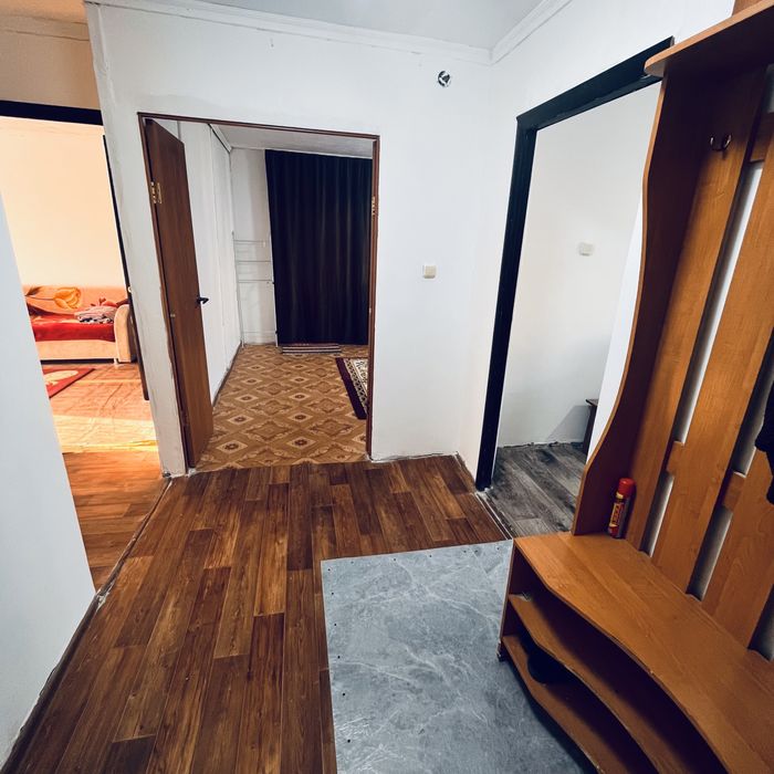 Срочно 3этаж 3бөлмелі квартира