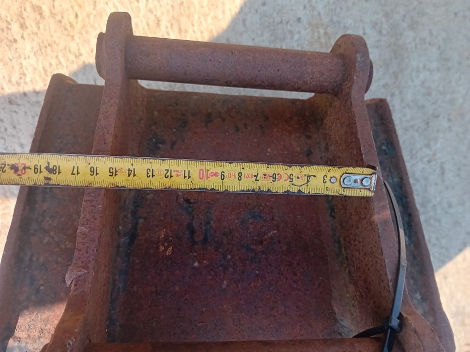 Cupa 30 cm miniexcavator 1.5 1.8 tone