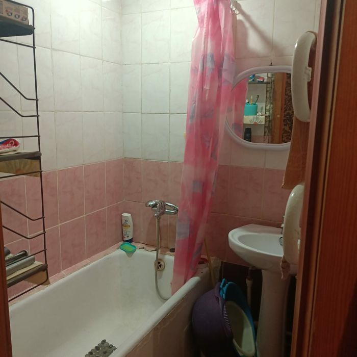 Продам 2 ком центр