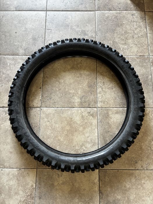 Metzeler 90/90/21