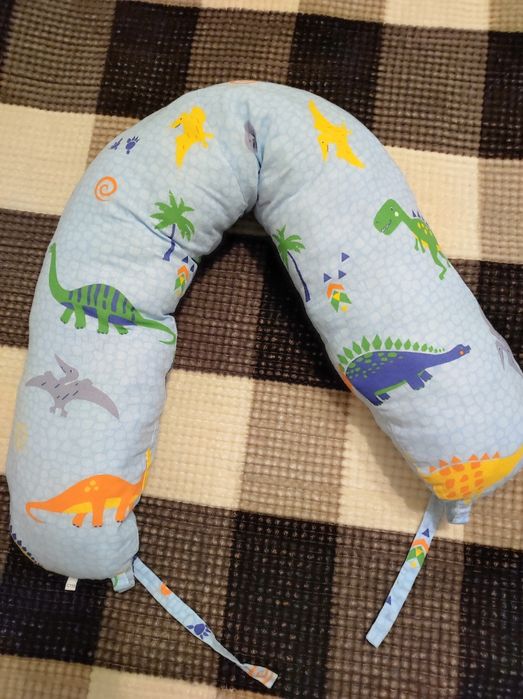 Детская подушка для кормления