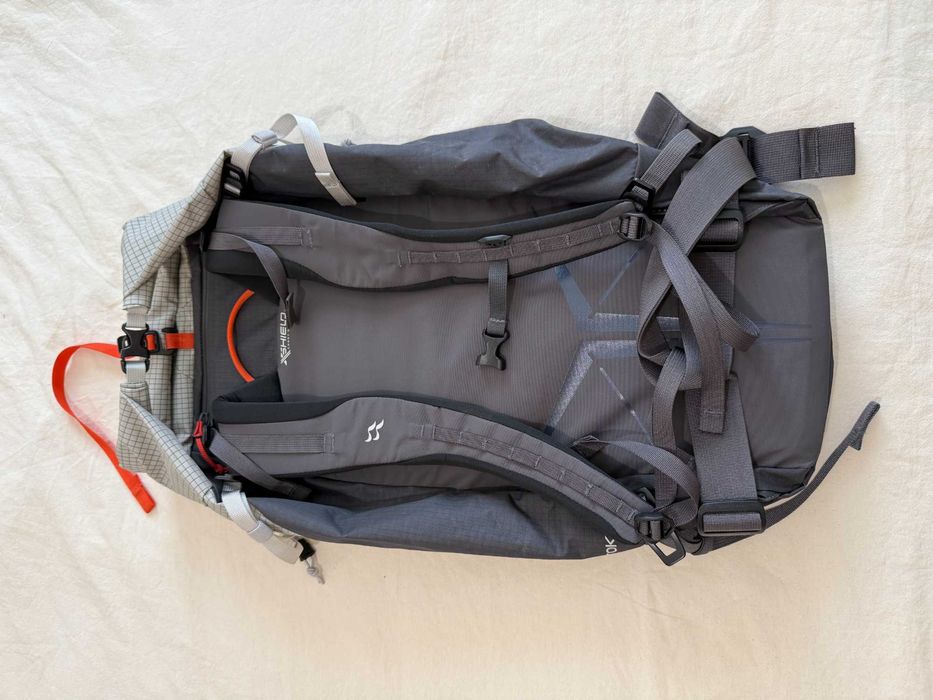 Продавам нова алпийска раница RAB Latok 38L Mountain Pack