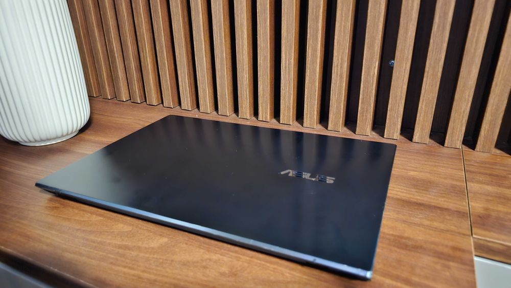 Laptop ASUS ZenBook Duo 14 Celestial Blue + Stylus, Charger si Sleeve