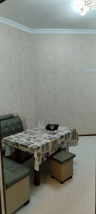 Manzil: Markazida viloyat hokimligi darxon kafe orqasida joylashgan.