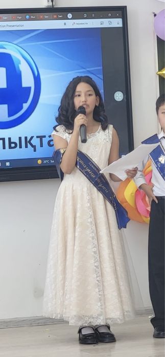 Детское красивое платье