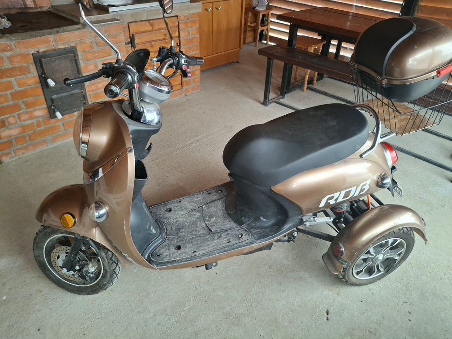 triciclu electric rdb e klass