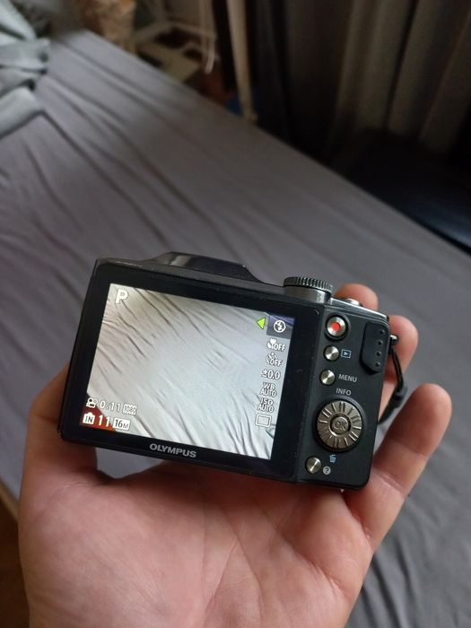 Olympus SZ-30MR digital