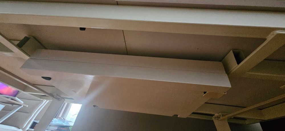 Трапезна маса цвят крем: 154/80/76см (разтегателна)