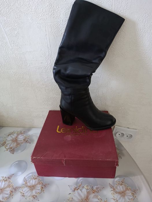 Продам сапоги осенние