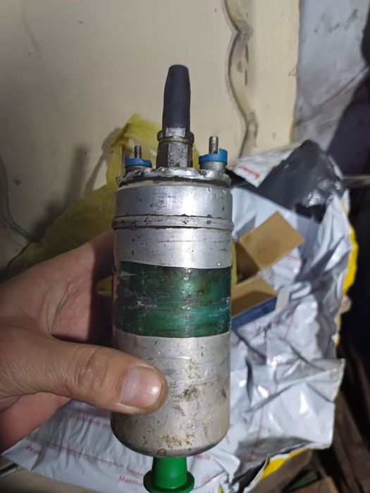 Бензанасос мерседес 190