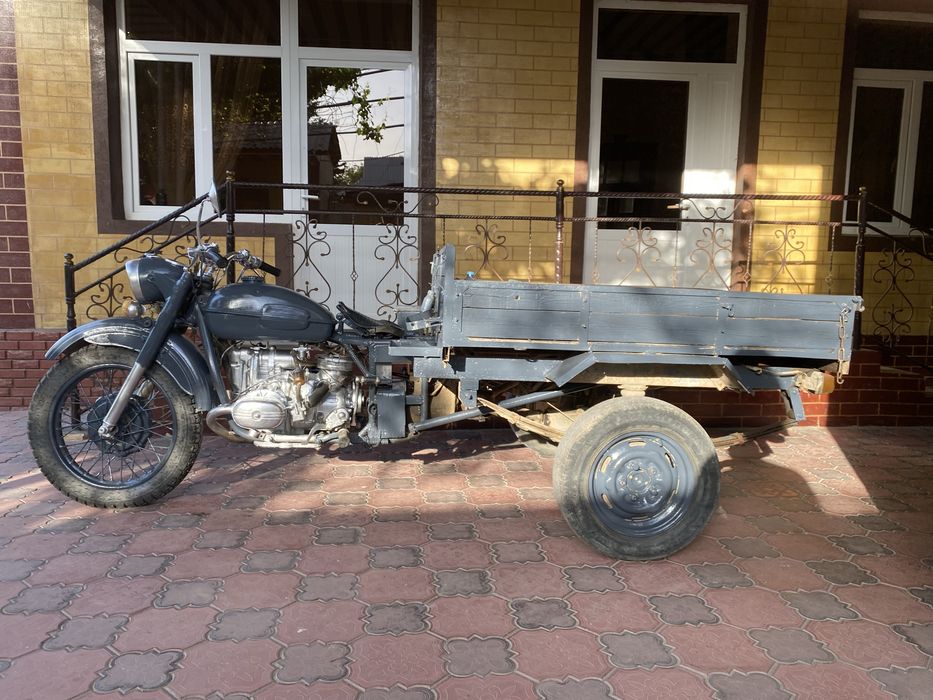 Mototsikl Dnepr holat yaxshi