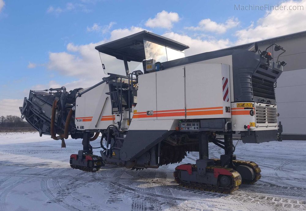 Дорожная фреза Wirtgen W200i