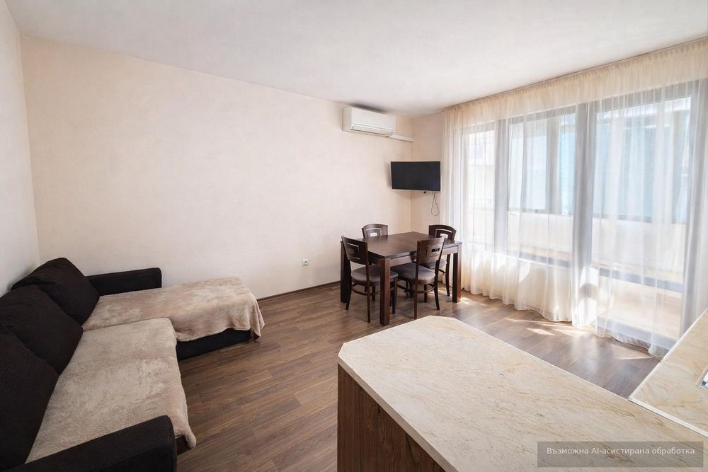 Двустаен апартамент, под наем, Център