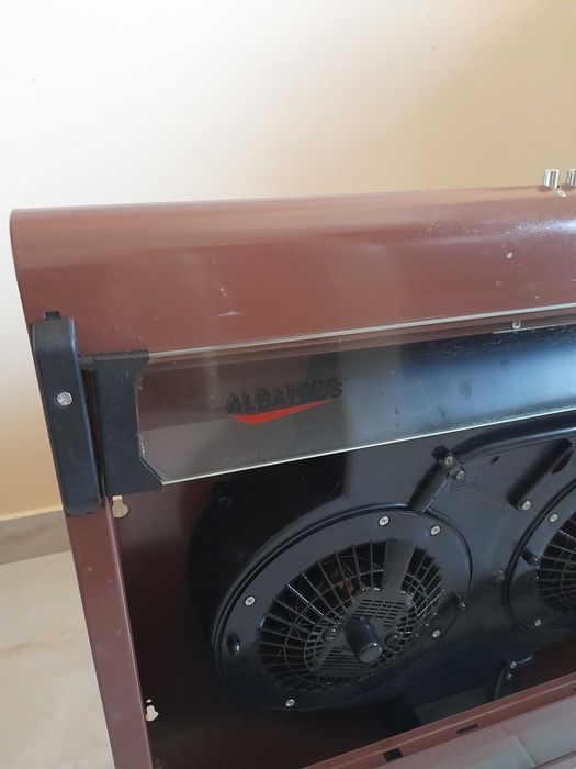 Tm - Vand Hota clasica, Albatros H20A Eco, 598x495x140 mm, 2 motoare, 120 W, 3 viteze,filtru metalic dublu caseta,geam rabatabil,butoane frontale,maro